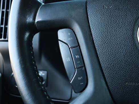 Used 2021 Chevrolet Express 2500 w/ Driver Convenience Package RWD image 14