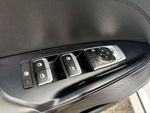 Used 2022 Kia K5 LXS image 13