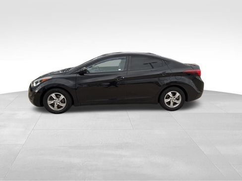 Used 2014 Hyundai Elantra SE image 9