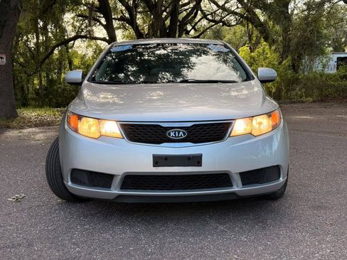 Used 2012 Kia Forte LX FWD image 2