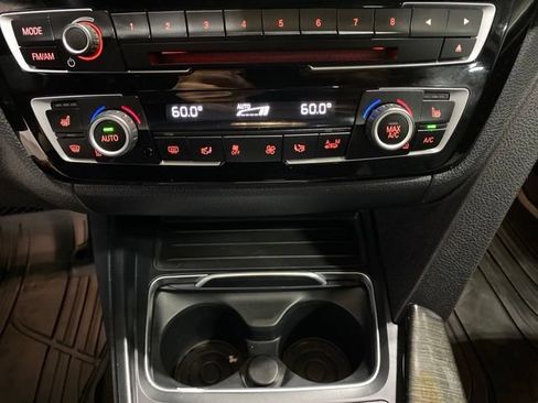 Used 2018 BMW 330i Gran Turismo xDrive AWD/4WD image 18