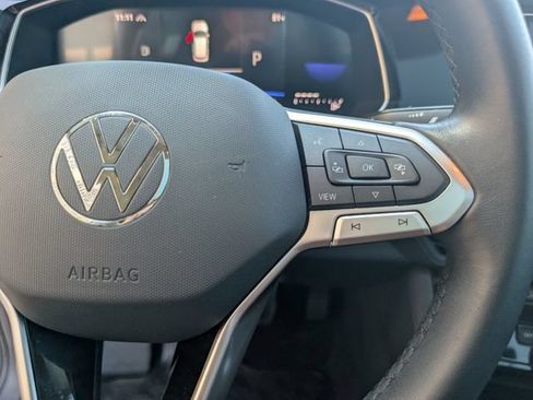 Used 2024 Volkswagen Jetta SE w/ Panoramic Sunroof Package FWD image 14