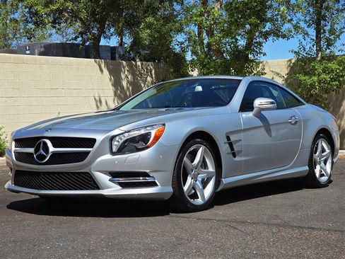 Used 2014 Mercedes-Benz SL 550 image 5