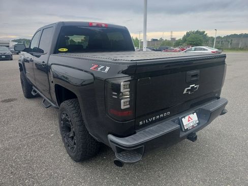 Used 2018 Chevrolet Silverado 1500 LT w/ All Star Edition AWD/4WD image 7