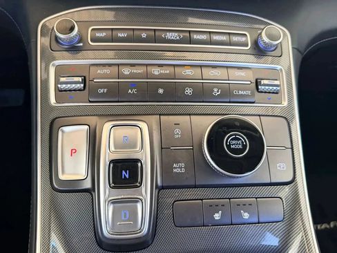 Used 2022 Hyundai Santa Fe SEL w/ Convenience + Premium Package FWD image 19