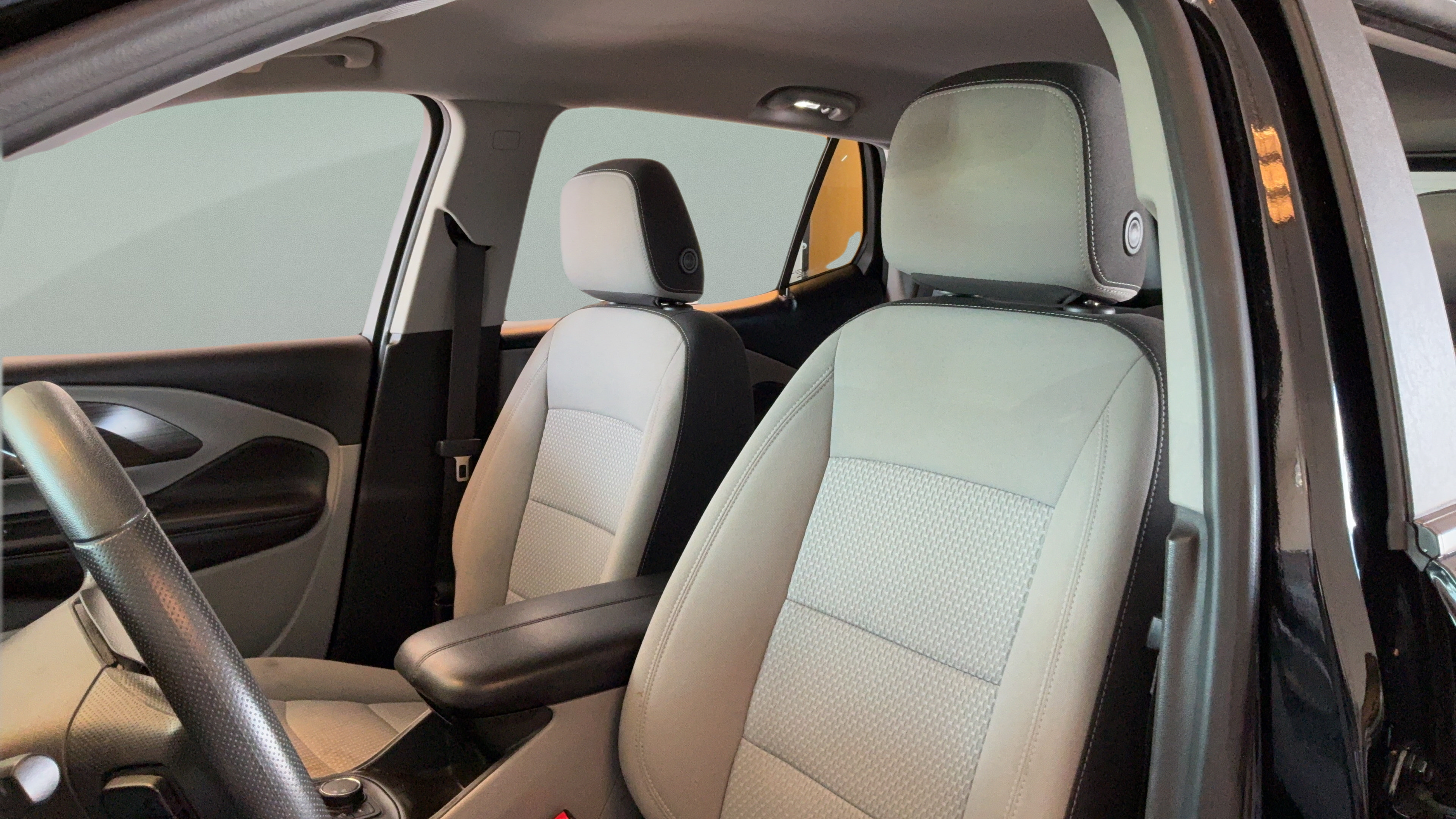 Used 2022 GMC Terrain SLE w/ Driver Convenience Package FWD image 24