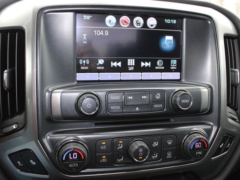 Used 2018 Chevrolet Silverado 1500 LT w/ All Star Edition image 19