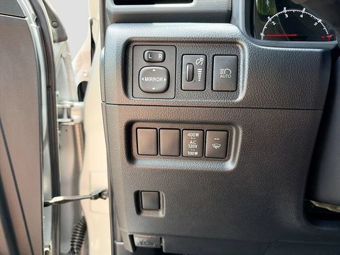 Used 2022 Toyota 4Runner SR5 RWD image 10