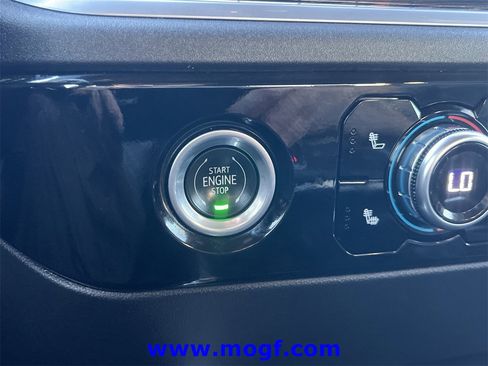 Used 2023 GMC Sierra 1500 Elevation w/ X31 Off-Road Package image 8