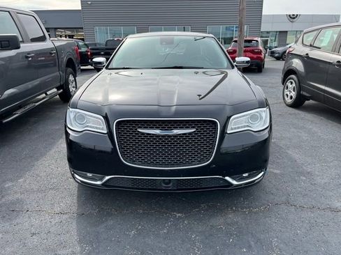 Used 2015 Chrysler 300 C w/ Light Group RWD image 6