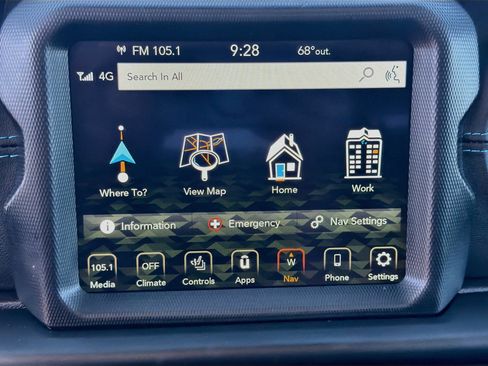 Used 2023 Jeep Wrangler Unlimited Rubicon 4xe w/ Cold Weather Group AWD/4WD image 21