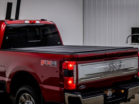 Used 2025 Ford F350 King Ranch w/ Chrome Package image 40