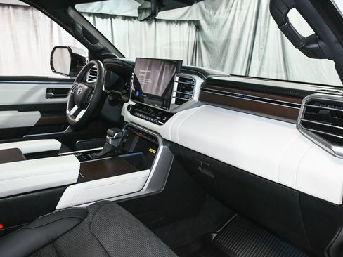 Used 2024 Toyota Sequoia Capstone image 68