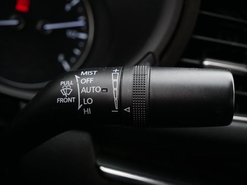 Used 2023 MAZDA MAZDA3 s image 28