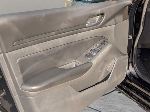 Used 2023 Nissan Altima 2.5 S image 14