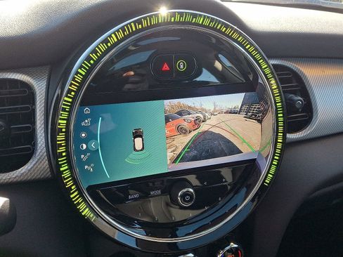 Certified 2024 MINI Cooper 2-Door Hardtop image 19