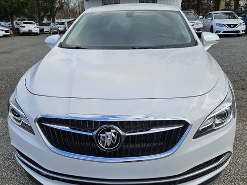 Used 2017 Buick LaCrosse Essence image 8