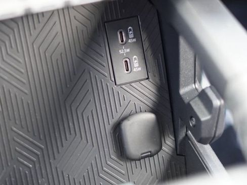 Used 2025 Toyota 4Runner TRD Off-Road Premium image 37