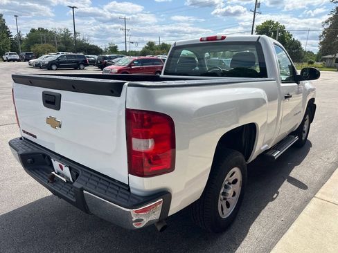 Used 2011 Chevrolet Silverado 1500 W/T RWD image 5