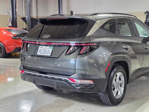 Used 2023 Hyundai Tucson SEL FWD image 11