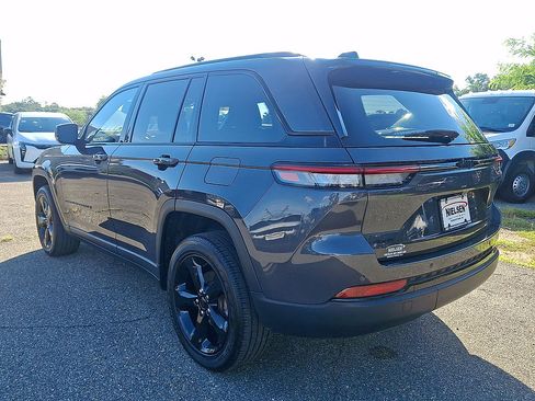 Certified 2023 Jeep Grand Cherokee Altitude AWD/4WD image 28