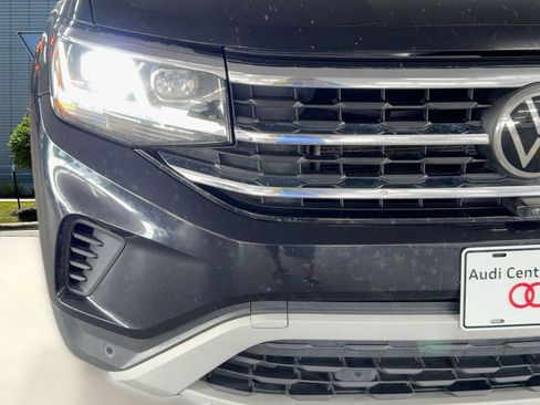 Used 2020 Volkswagen Atlas Cross Sport SEL Premium image 11