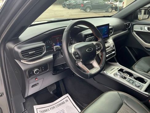 Used 2023 Ford Explorer Timberline w/ Timberline Technology Package AWD/4WD image 13