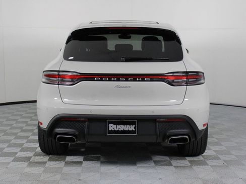 New 2026 Porsche Macan image 6