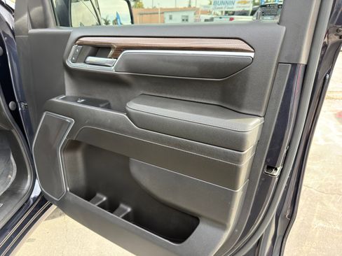 Used 2023 Chevrolet Silverado 1500 RST image 7