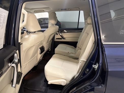 Used 2023 Lexus GX 460 Premium AWD/4WD image 8