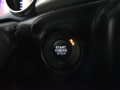 Used 2019 Jeep Wrangler Unlimited Sport S image 12