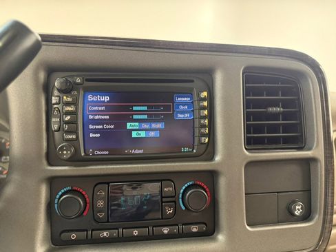 Used 2003 GMC Yukon Denali AWD/4WD image 51