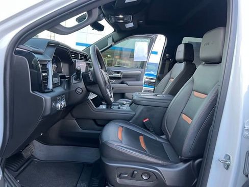 Used 2022 GMC Sierra 1500 AT4 w/ AT4 Premium Package image 19