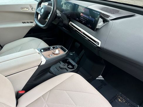 Certified 2023 BMW iX xDrive50 w/ Premium Package image 20
