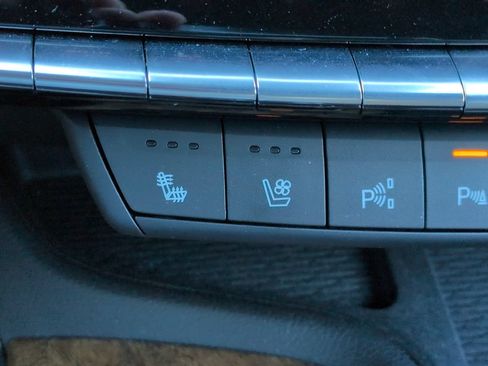 Used 2025 Cadillac CT5 Premium Luxury w/ Technology Package AWD/4WD image 24