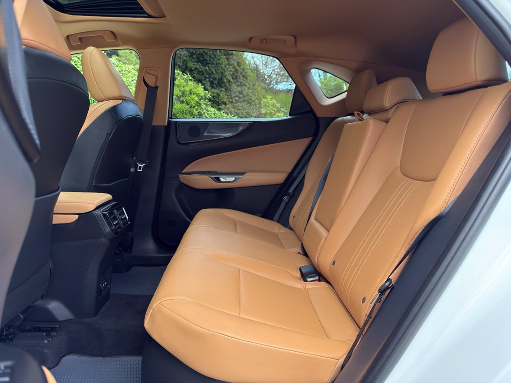 Certified 2026 Lexus NX 350h AWD w/ Accessory Package (Z2) image 19