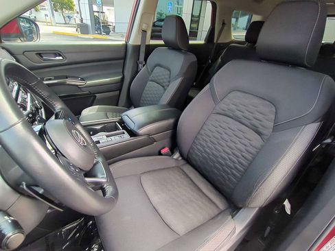 Used 2022 Nissan Pathfinder SV FWD image 22