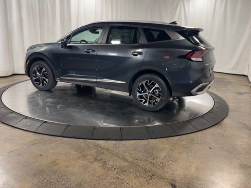 Certified 2025 Kia Sportage EX image 6