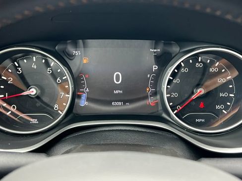 Used 2020 Jeep Compass Limited AWD/4WD image 19
