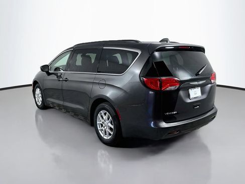 Used 2020 Chrysler Voyager Lxi FWD image 7