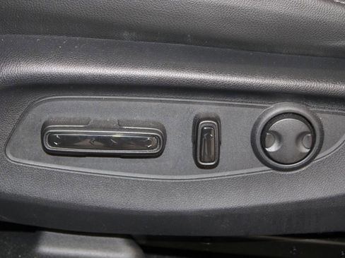 Used 2025 Honda CR-V EX-L image 16