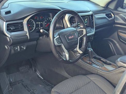 Used 2019 GMC Acadia SLE image 10