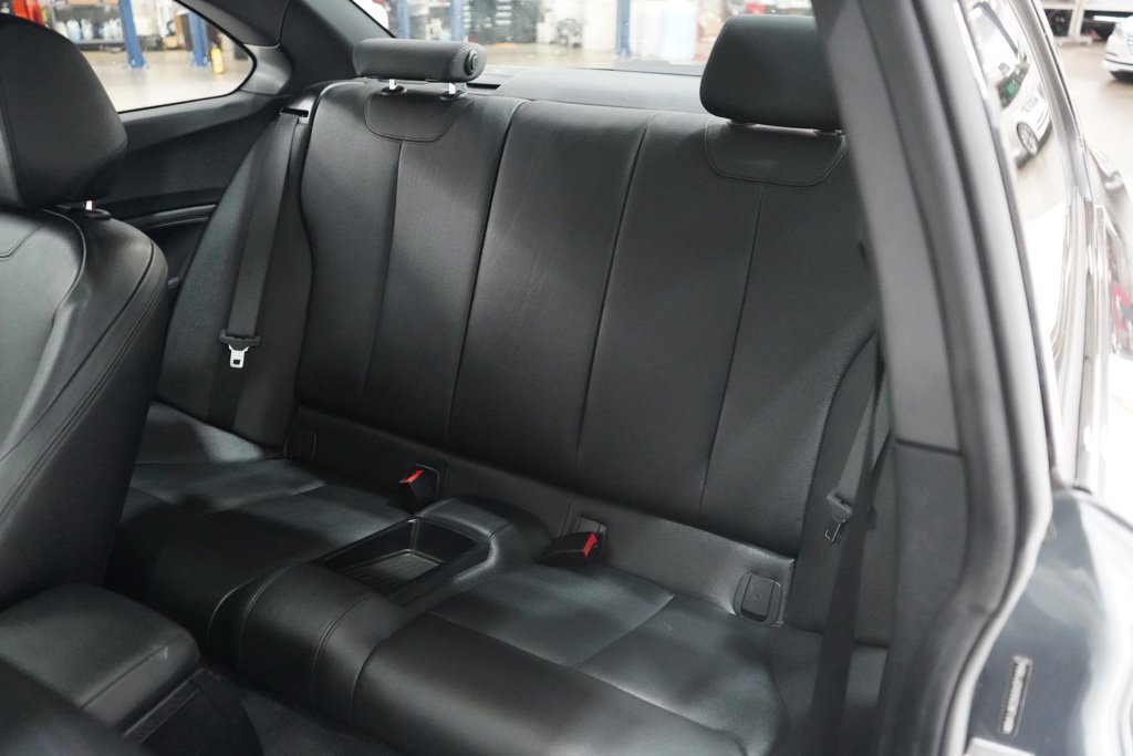 Used 2016 BMW M235i xDrive Coupe AWD/4WD image 31