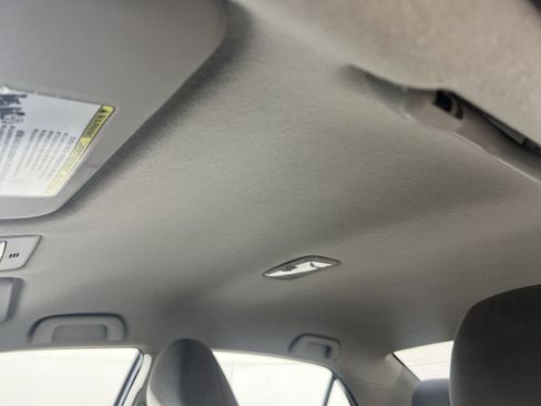 Used 2011 Toyota Corolla LE w/ Preferred Accessory Pkg FWD image 22