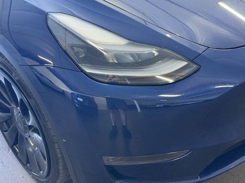 Used 2022 Tesla Model Y Performance AWD/4WD image 37