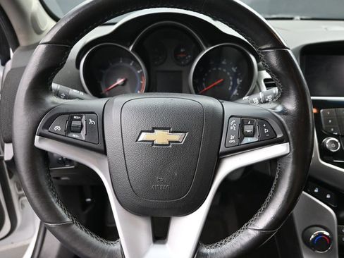 Used 2014 Chevrolet Cruze LT w/ Technology Package image 17