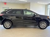 Used 2024 Ford Edge SEL image 3