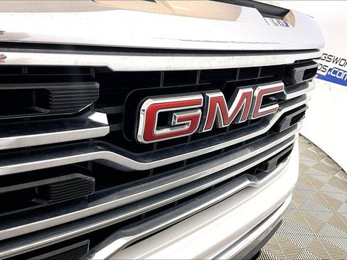 Used 2023 GMC Sierra 1500 SLT w/ SLT Premium Package RWD image 23