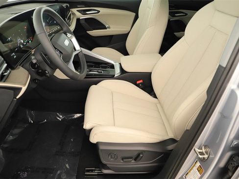 New 2025 Audi Q5 2.0T Premium Plus image 23