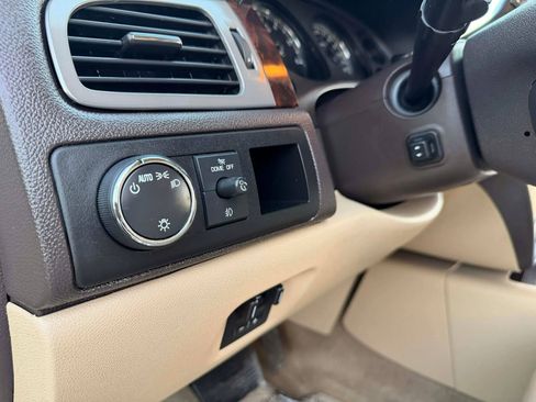 Used 2012 GMC Yukon Denali image 12